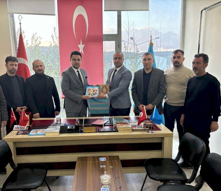 Kaymakam Seyhan Ülkü Ocaklarını ziyaret etti